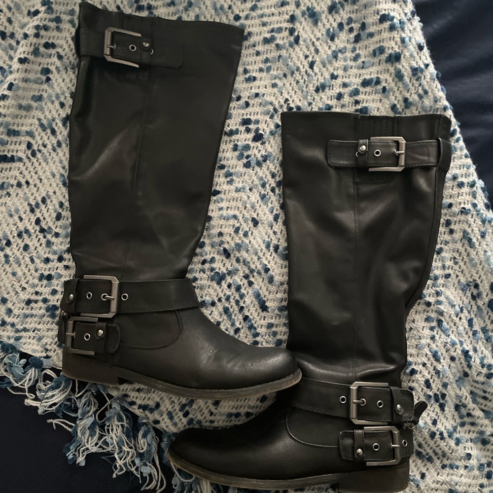 Aldo flat boots